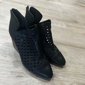 Vince Camuto heel booties